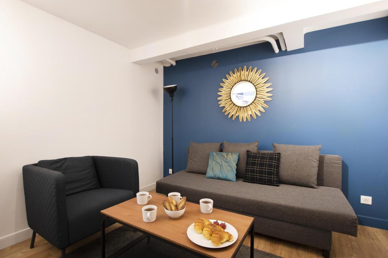 Bel appartement idéalement situé - Tour Eiffel Parigi Esterno foto